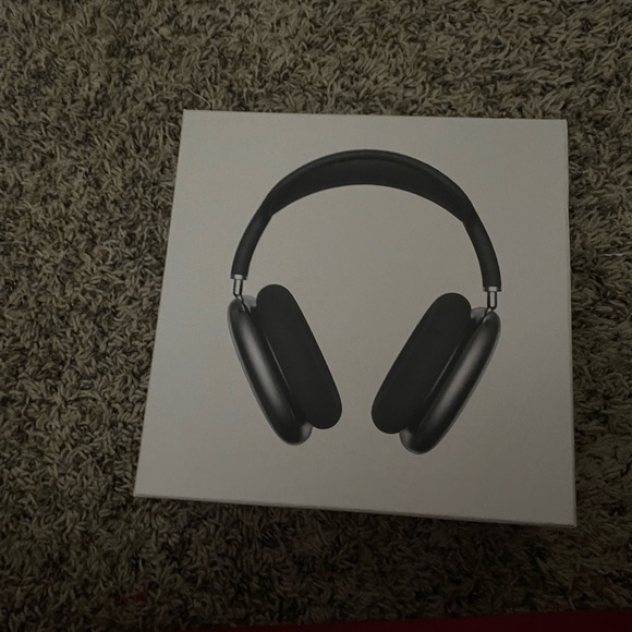 AirPod max headphones